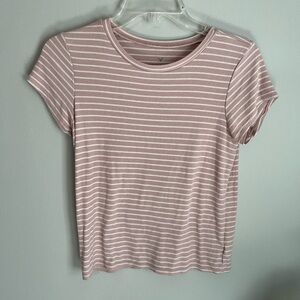 American Eagle Outfitters ribbed Striped Pink Short Sleeve Tee size medium